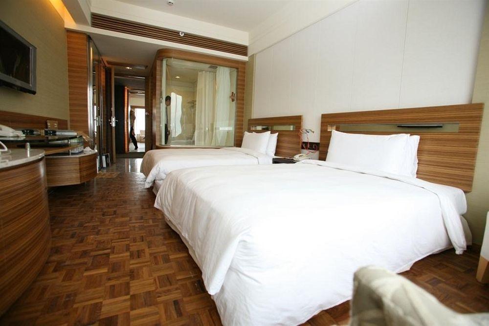 Nina Hotel Tsuen Wan West Hong Kong Oda fotoğraf Deluxe Room