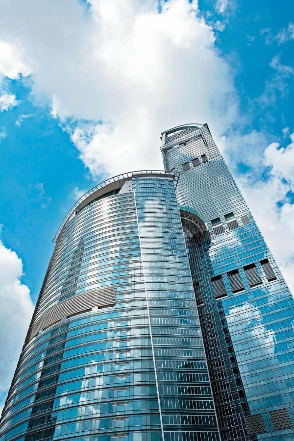 Nina Hotel Tsuen Wan West Hong Kong Dış mekan fotoğraf The International Finance Centre