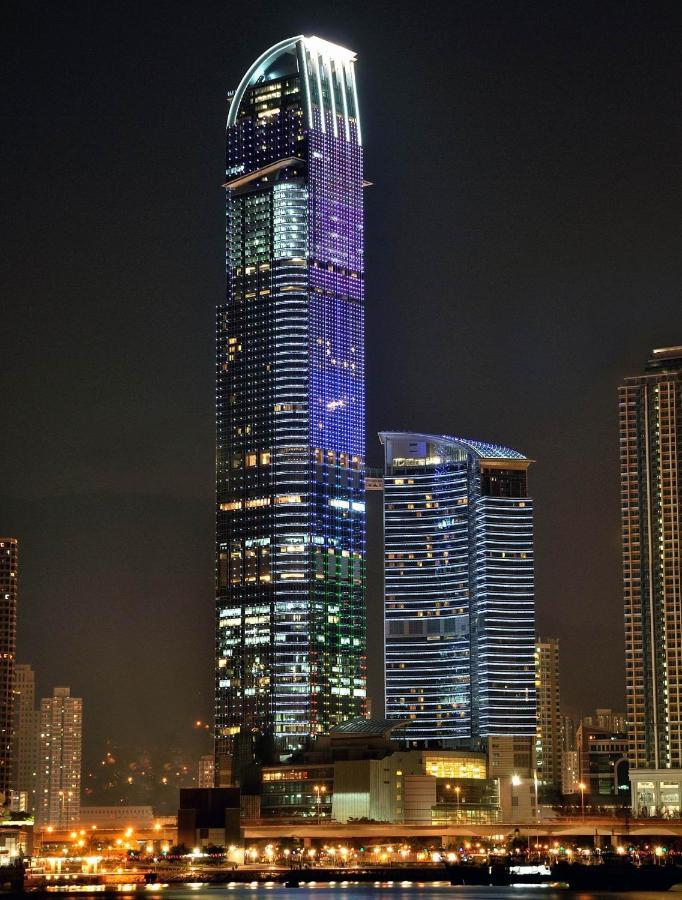 Nina Hotel Tsuen Wan West Hong Kong Dış mekan fotoğraf The Empire at night