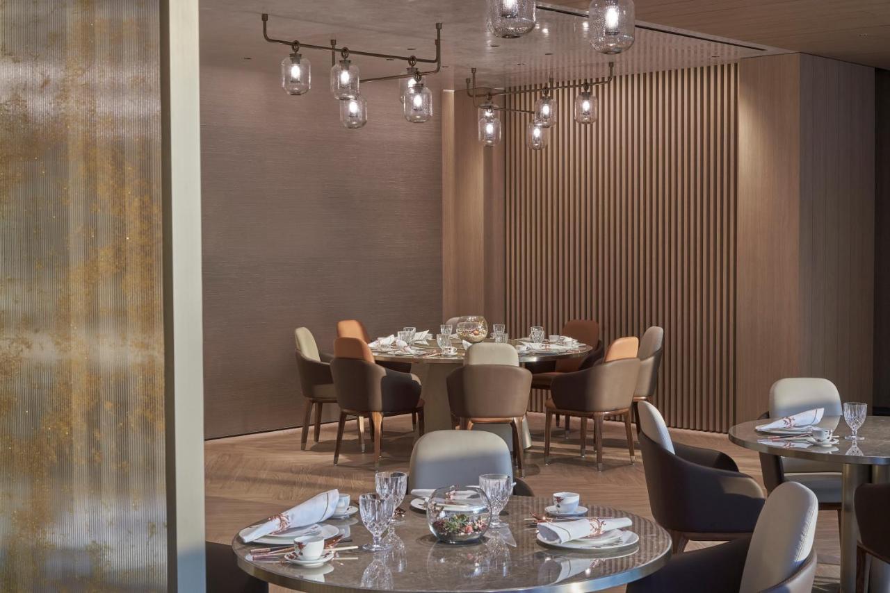 Nina Hotel Tsuen Wan West Hong Kong Dış mekan fotoğraf The private dining room at the restaurant